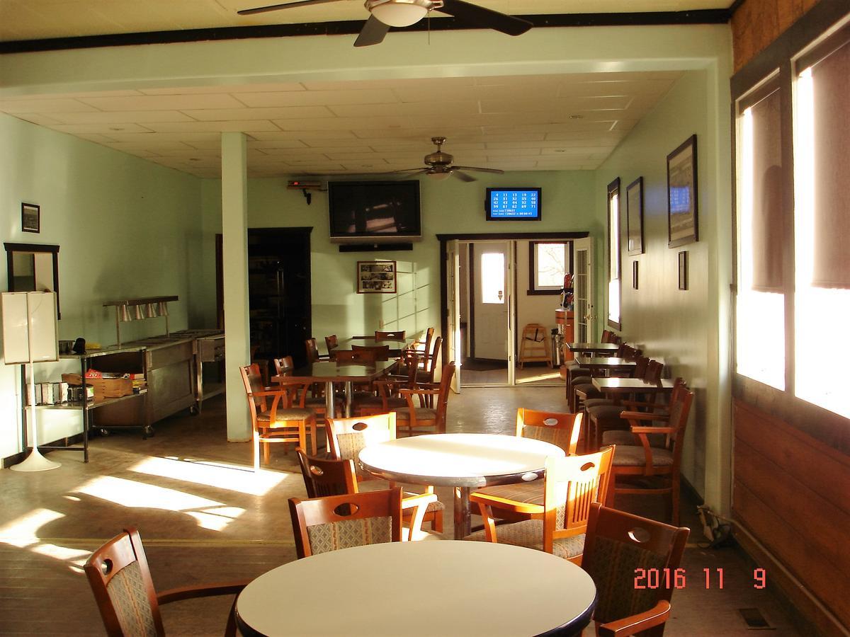 Simpson Hotel Bagian luar foto